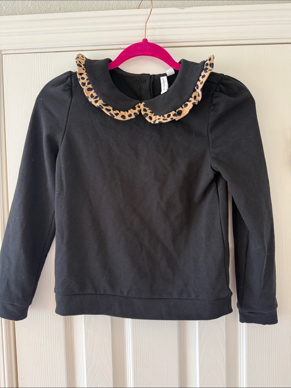 Janie and Jack Black Sweatshirt with Leopard-Trim Peter Pan Collar